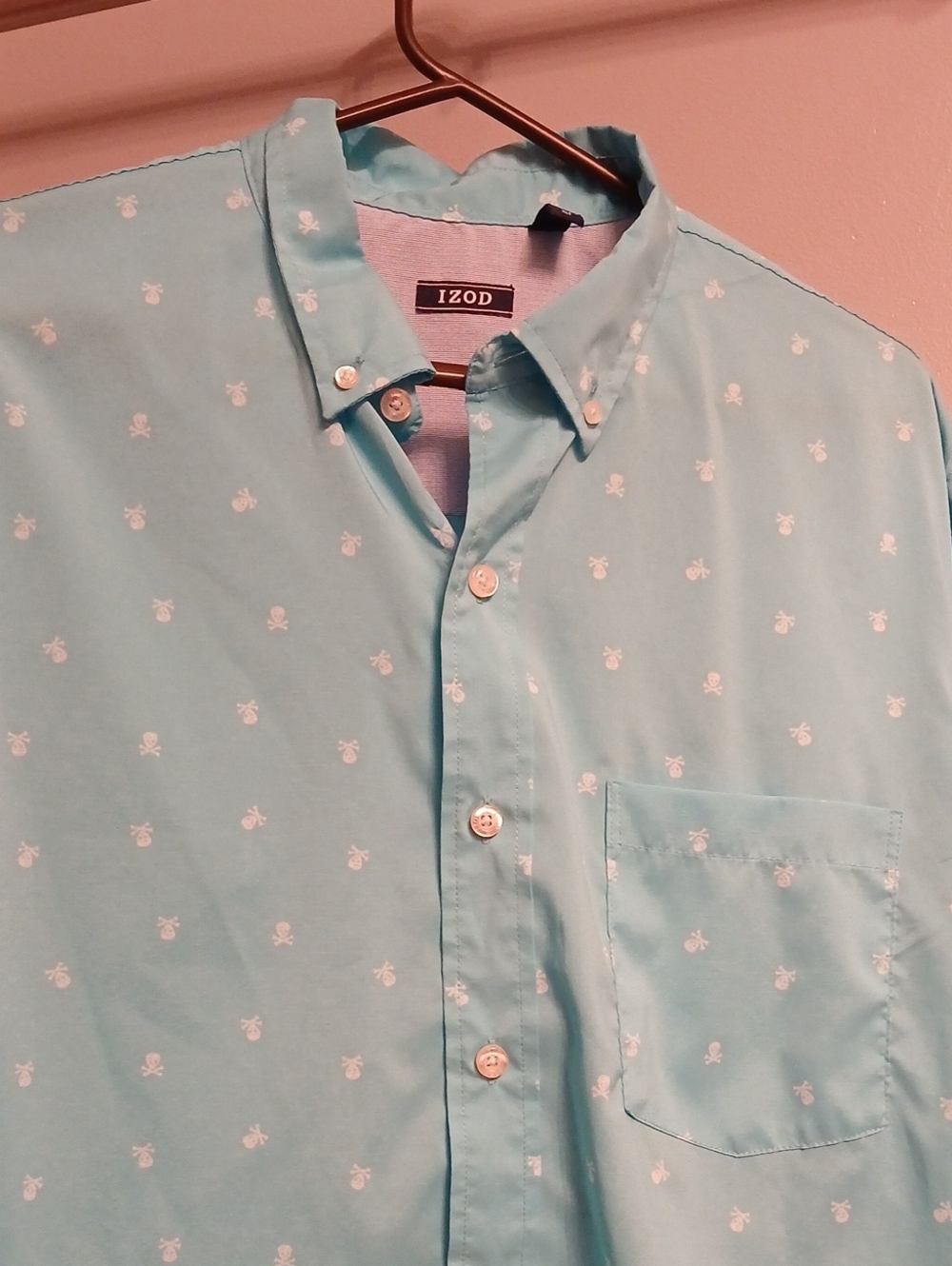 Izod Mint Blue Short-Sleeve Button-Down Shirt with White Pineapple Print